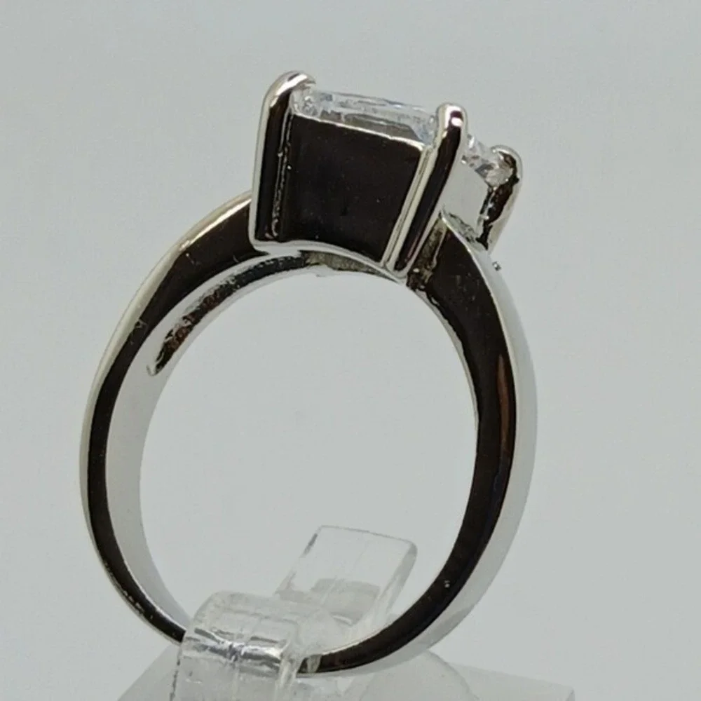 Vintage 90s Princess Cut Sim Diamond Solitaire Ring Silver Tone Wide Band Size 9